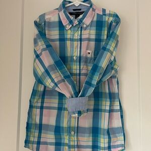 TOMMY HILFIGER Boy Button Down Shirt - size 7 white blue pink yellow